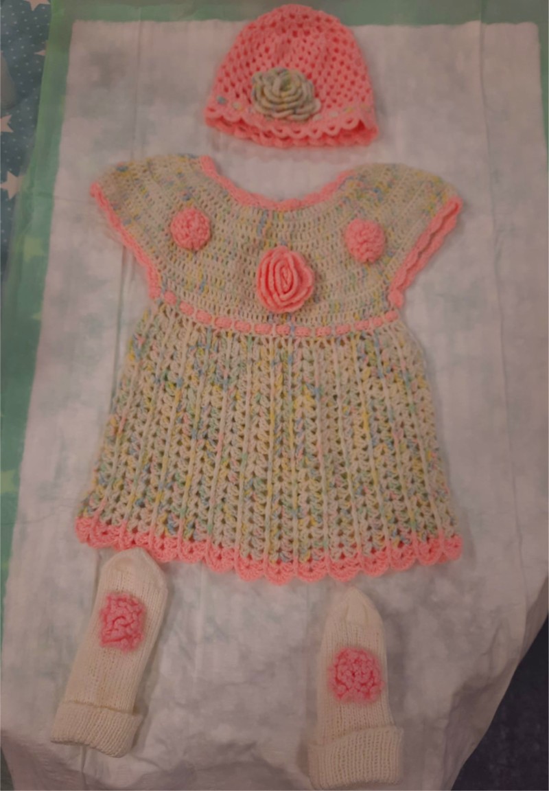 Strickset für die kleine Tochter