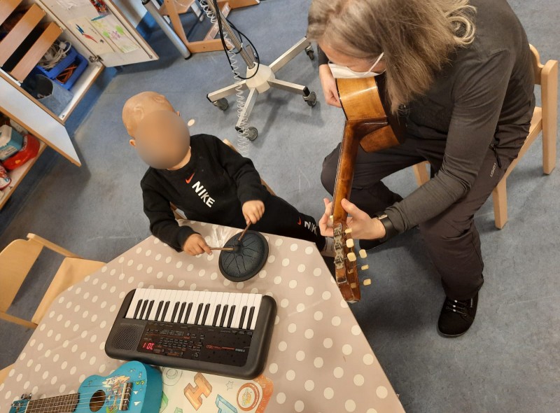 Neue Instrumente für die Musiktherapie