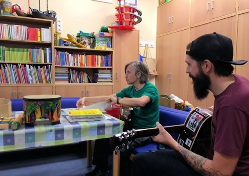 Musikalischer Besuch auf der Kinderkrebsstation