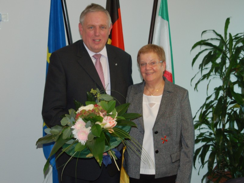 Verdienstkreuz 1. Klasse an Ursula Zappey