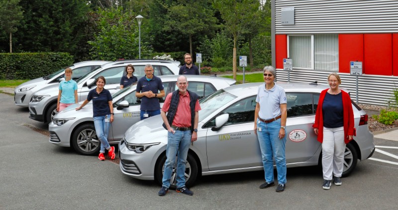 Vier neue Autos für das UKD-Kinderpalliativteam „Sternenboot“